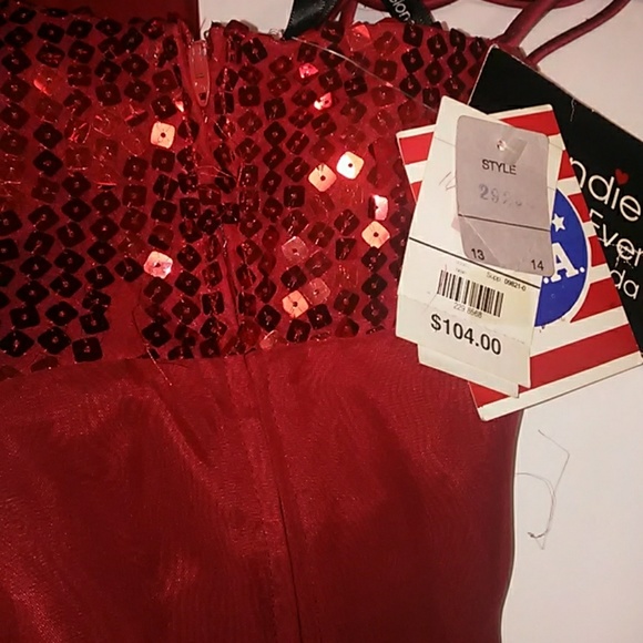 NWT Women's Sequined Halter Evening Dress - Picture 2 of 8